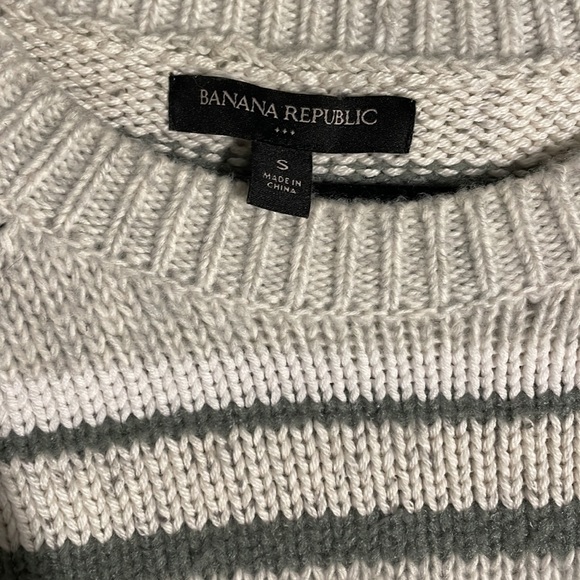 Striped Banana Republic Knit Sweater - Size Small - Picture 3 of 3